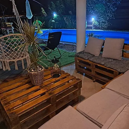 Case de vacanță Beautiful Unique Family Emily - Five Bedroom With Pool Lovran
